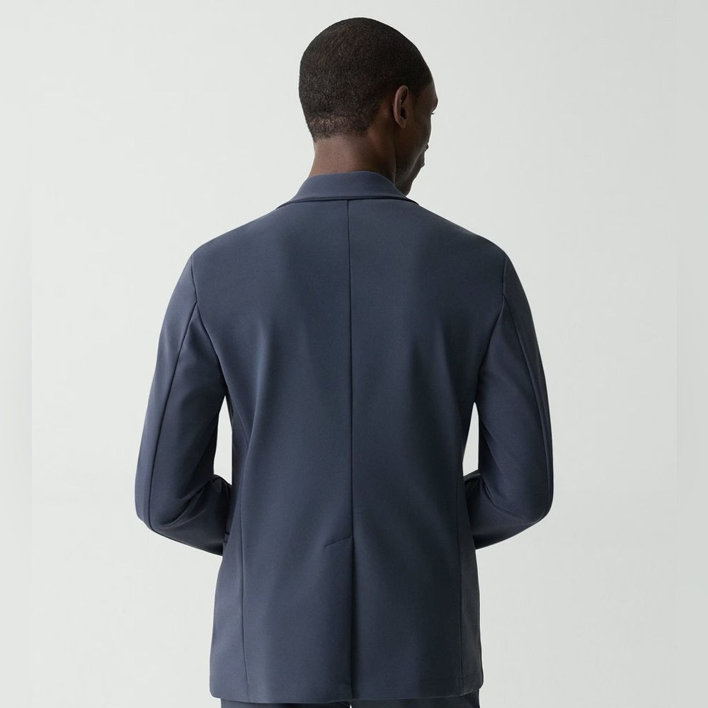 New Theory Clinton Suit in Precision Ponte (38R and 29) - Picture 3 of 8